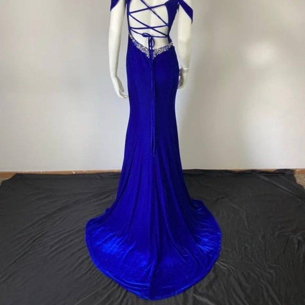 Ashley Lauren Velvet Off-Shoulder Evening Dress - Picture 5 of 7